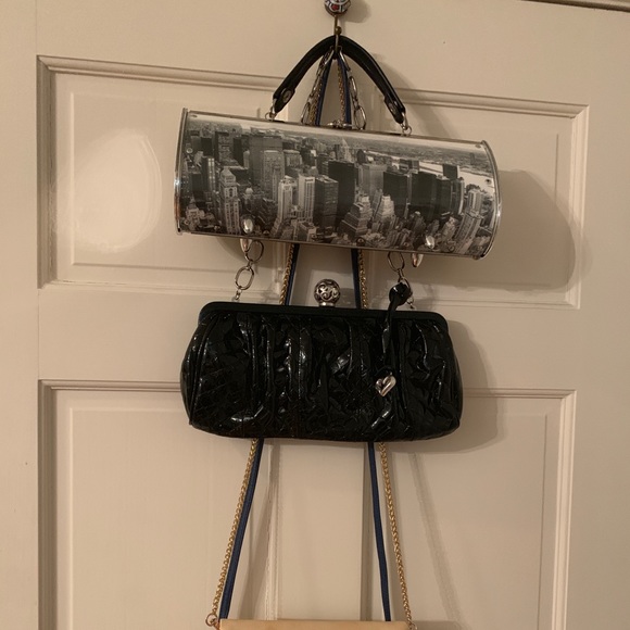 Purse bundle! - Picture 2 of 8